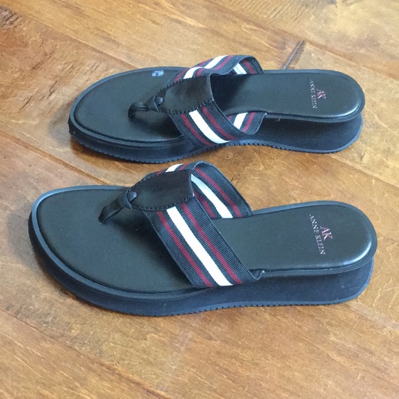 AK Anne Klein canvas flip flop slides sandals black red white size 6 - Picture 5 of 8